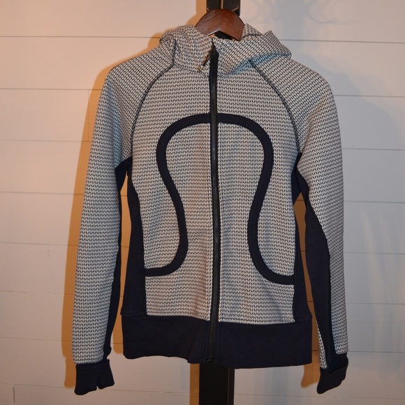 lululemon athletica Tops - Lululemon Scuba Hoodie